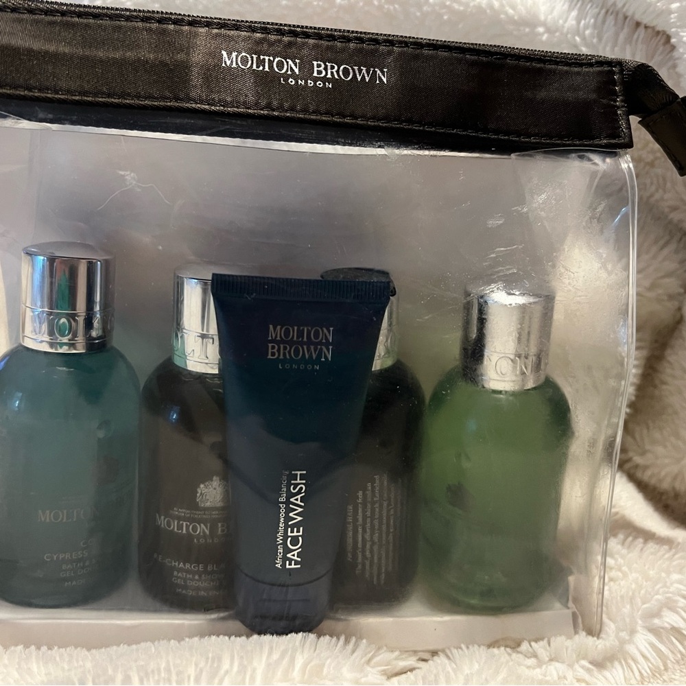 Molton Brown/London  Men's Travel size Cleanser Set -